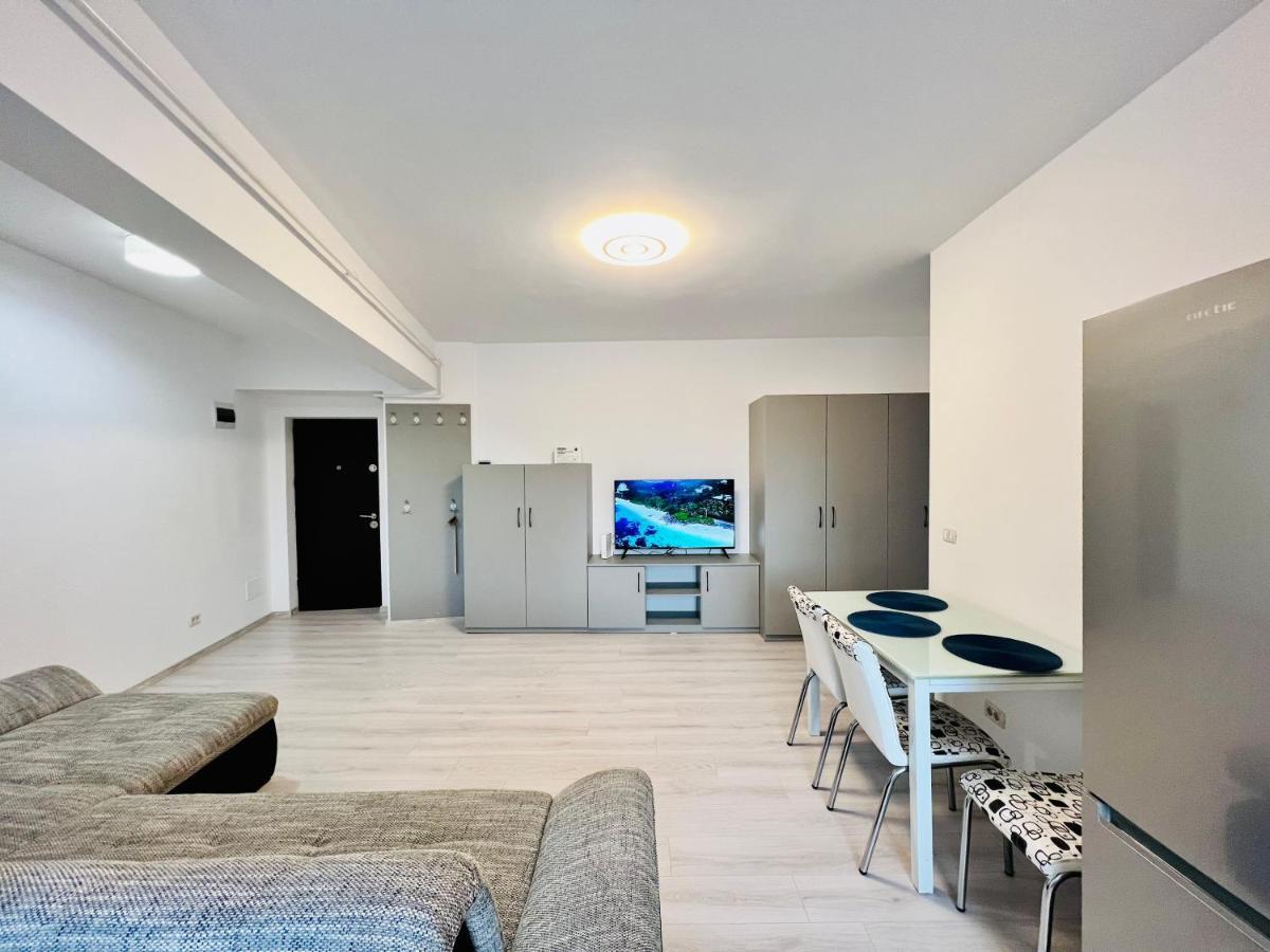 Altheda Living Zamca C4 Appartement Suceava Buitenkant foto